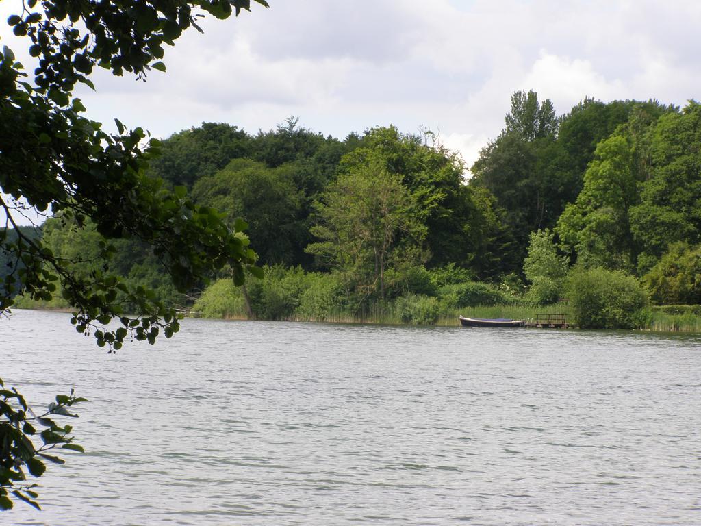 Hotel Fahrhaus Niederkleveez Bosdorf  Luaran gambar