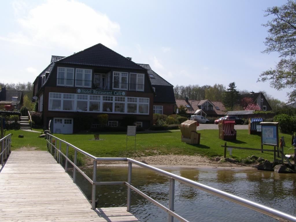 Hotel Fahrhaus Niederkleveez Bosdorf  Luaran gambar